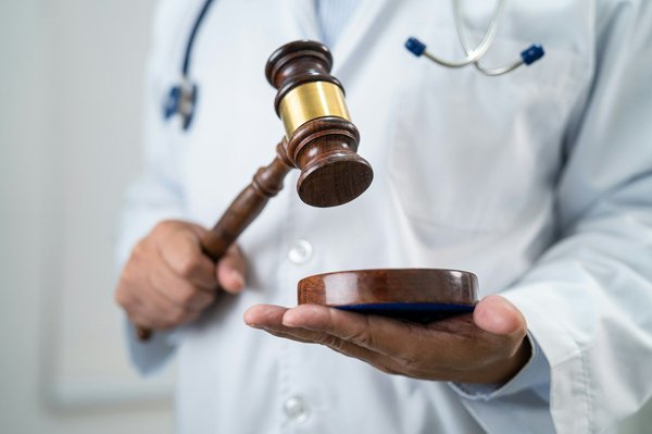 Quels sont les services d'un avocat médecin Nice ?